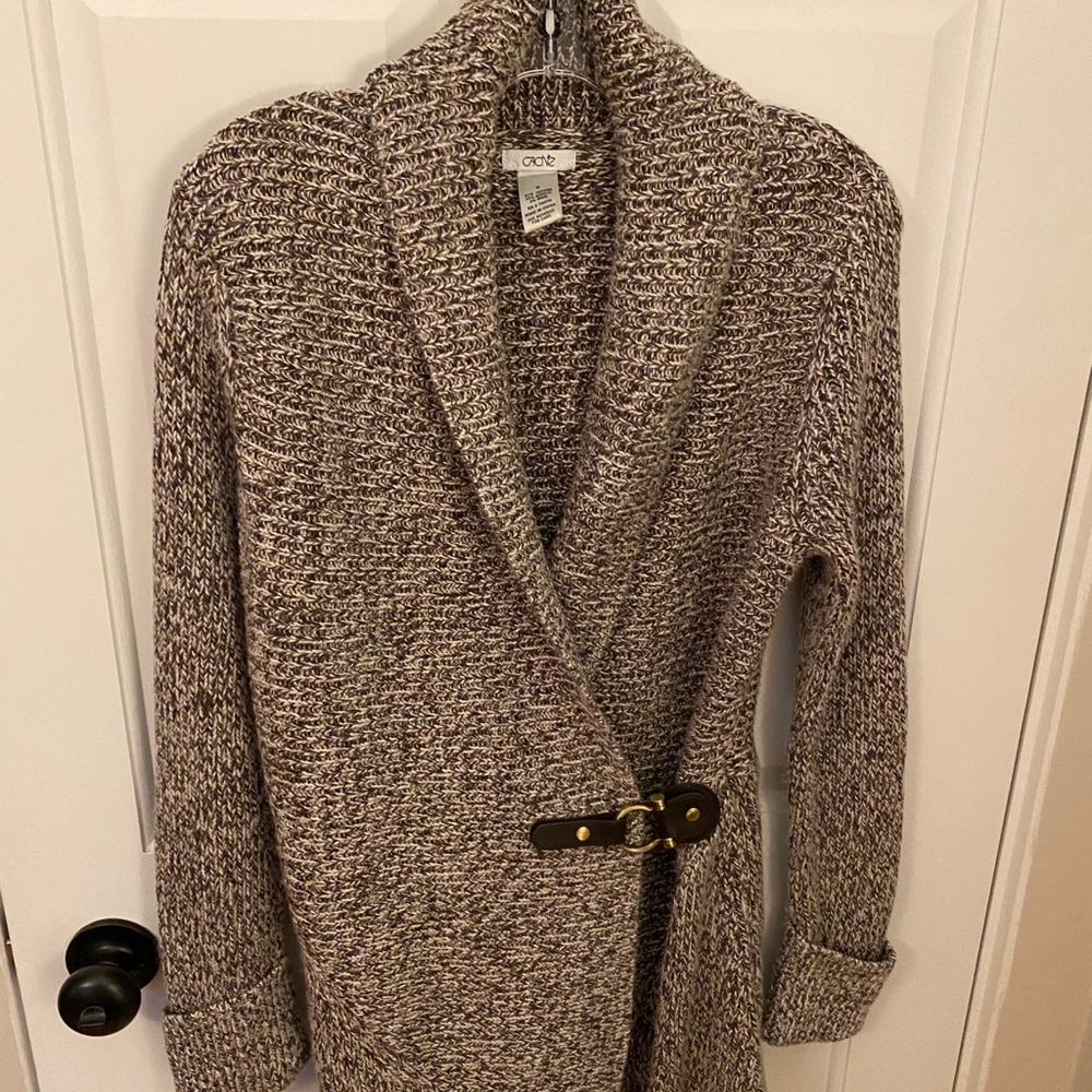 Cache shawl collar sweater